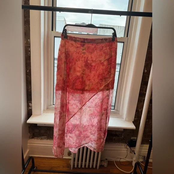 Stradivarius Printed asymmetric midi skirt - Picture 4 of 4